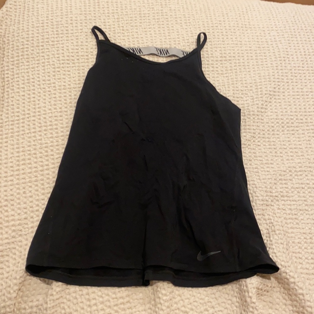 nike workout tank